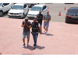 10 ilde 27 suçtan aranana firari mahkum, sahte kimlikle yakalandı