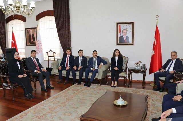 Kaymakam vekillerinden Vali Toprak’a ziyaret