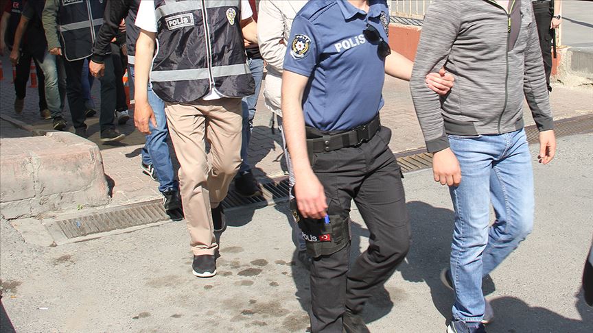 FETÖ operasyonu: 7 gözaltı