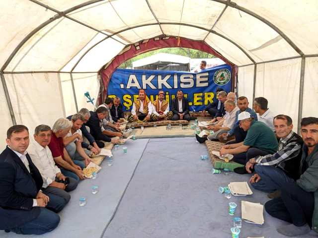 Akkise 19. Bahar Şenliğine 20 bin katılım