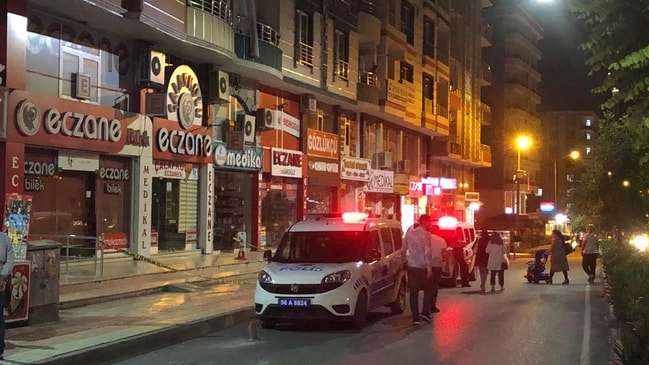 4. kattan düşen çocuk hayatını kaybetti...