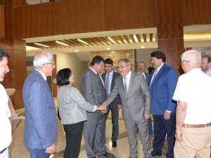 Selçuk Üniversitesi bayramlaştı