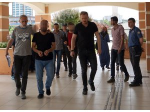 3 cinayet şüphelisi adliyeye sevk edildi