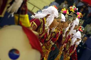 Büyükler Halk Oyunları Yarışması