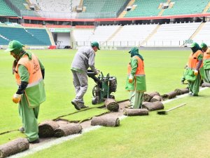 Konya stadının zemini yenileniyor