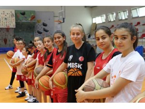 ’Basketbol Aracılığı ile Fırsat Eşitliği’ projesinin ikinci toplantısı Malatya’da yapıldı