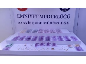 Beşiktaş’ta 1 milyon lira değerinde döviz çalan şüpheliler yakalandı