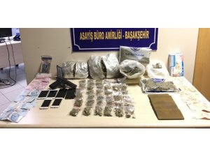 Başakşehir’de uyuşturucu satıcılarına operasyon