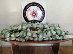Tekirdağ'da 67 kilogram skunk ele geçirildi