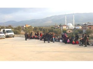 Afgan göçmenler jandarmadan kaçamadı