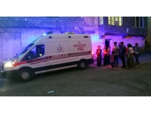 ELEKTRİK AKIMINA KAPILAN HAMİLE KADIN YARALANDI