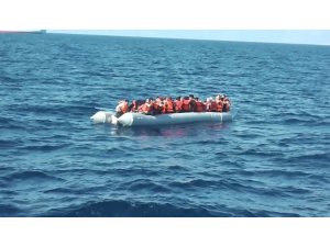 EGE’DE YAKALANAN DÜZENSİZ GÖÇMEN SAYISI 10 BİNİ AŞTI