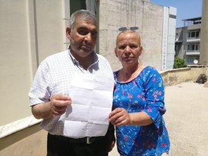 OTOBÜSTE TANIŞTIKLARI EMEKLİ ÇİFTİ DOLANDIRDILAR