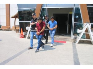 Vinç kiralayıp çalıştıkları yol şantiyesinden 250 bin TL’lik kablo çaldılar