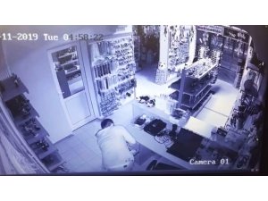 İş yerinden para çalan hırsız tutuklandı