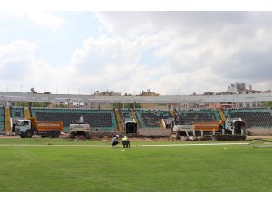 Denizli Atatürk Stadı'nda yenileme çalışmaları başladı