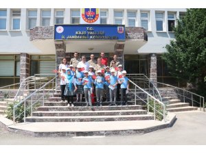 Öğrencilerin jandarma sevgisi