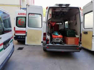 Sağlık ekiplerinin müdahalesini kabul etmedi, beyin kanamasından öldü