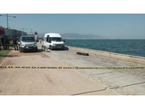 İzmir’de denizden ceset çıktı