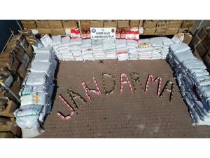 Jandarmadan tütün kaçakçılığına büyük darbe