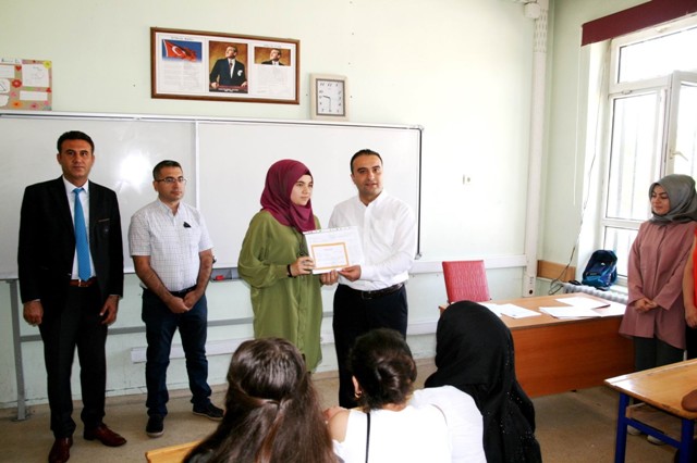 Kulu'da 7 bin 255 öğrenci karne aldı