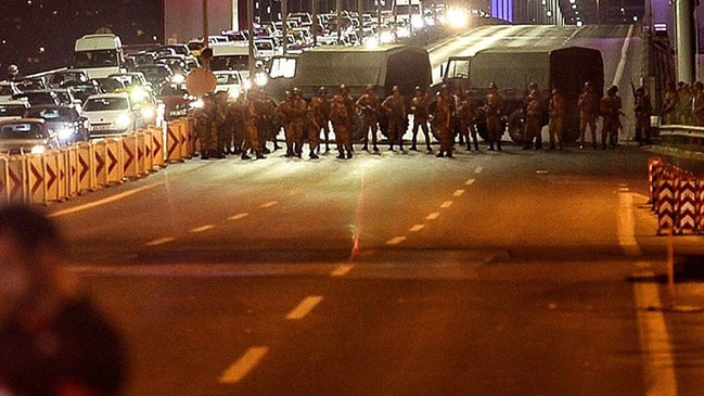 Konuşmalarda dikkat çeken ayrıntı: Her şey çok güzel olacak!