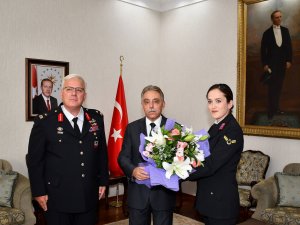 Jandarmadan Vali Toprak’a ziyaret