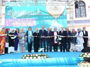 Altın Dokunuşlar, “Orta Asya’dan Anadoluya” temasıyla açıldı