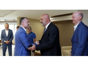 Başkan Büyükakın CHP’li Meclis üyelerini ağırladı