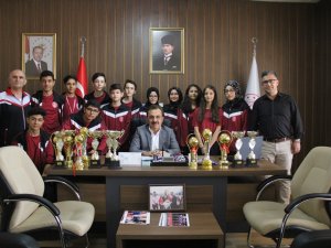 Sporda derece yapan okullardan ziyaret