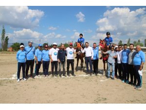 Sındırgı’da Atlı cirit heyecanı başladı