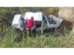 Yayalara çarpan otomobil şarampole uçtu: 6 yaralı