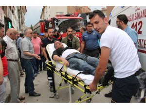 Ambalaj ürünleri bulunan depodaki yangın korkuttu