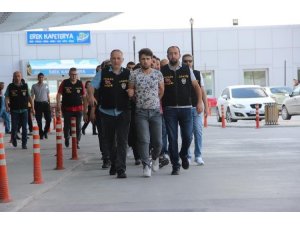 Cinayet şüphelisi 5 şahıs tutuklandı