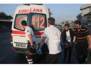 E-5’te yolun karşısına geçmeye çalışan yayaya otomobil çarptı