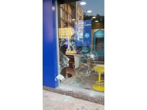 Tek taşla soygun kamerada