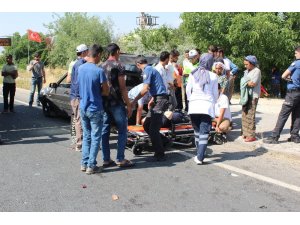 Elazığ’da otomobiller çarpıştı: 2’si çocuk 8 yaralı