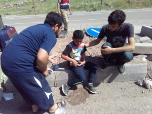 Malatya’da otomobil refüje çarptı: 4 yaralı