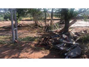 Sele kapılan 2 kişi hayatını kaybetti