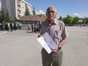 75 yaşında üniversite sınavına girdi