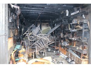 Sivas’ta garajda korkutan yangın