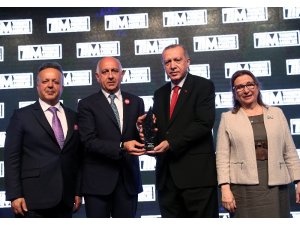 Kibar Dış Ticaret’e TİM’den iki ödül