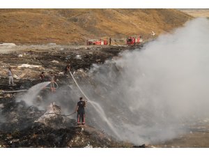 Elazığ’da katı atık depolama alanında yangın