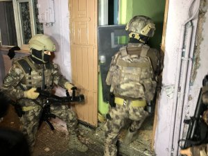 Bursa’da Bin polisle şafak operasyonu çok sayıda gözaltı