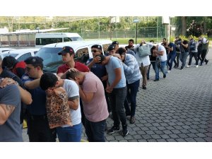 Samsun’da uyuşturucu operasyonunda gözaltına alınan 16 şahıs adliyede