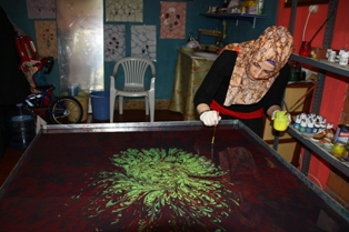 Altınekin'de ebru kursu