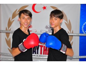 Tek yumurta ikizi sporcuların hedefi Dünya Şampiyonluğu