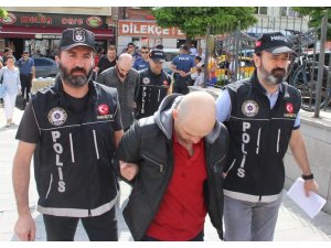 Eskişehir’e uyuşturucu sokmaya çalışan şüpheliler yakalandı