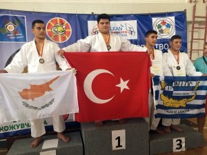 Denizlili sporcu Balkan şampiyonu oldu
