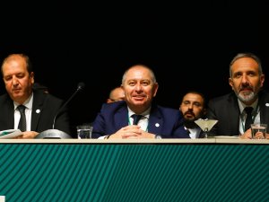 Hilmi Kulluk'tan kongre teşekkürü